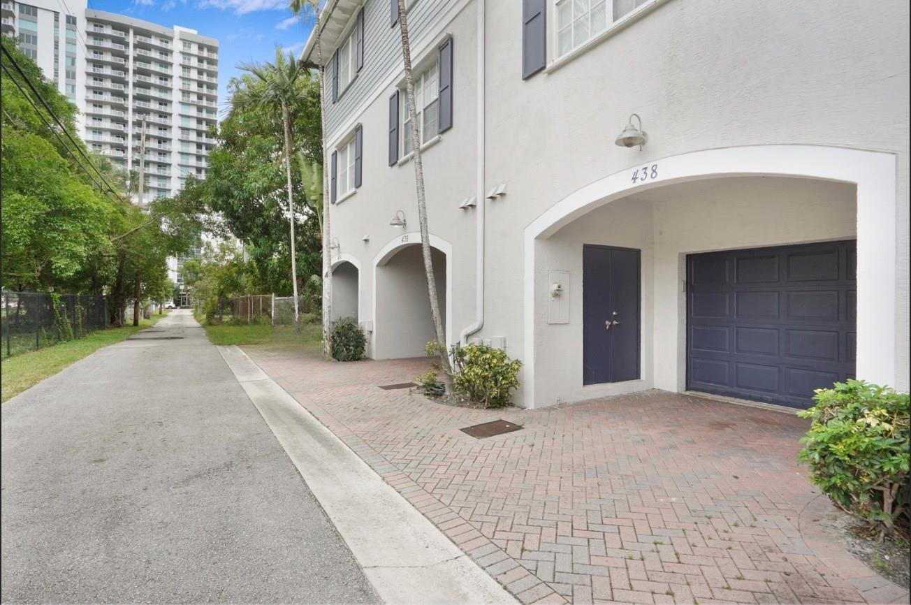 North Lauderdale Amd - Residential Lease