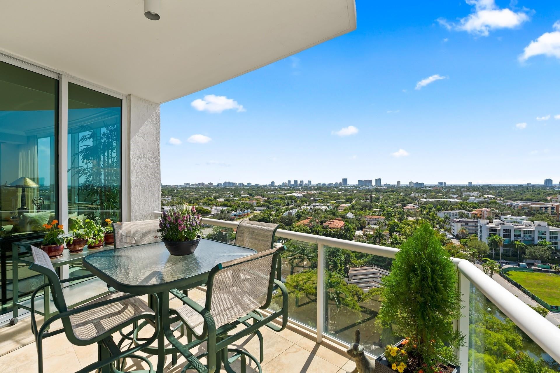 111 SE 8th Avenue 1501