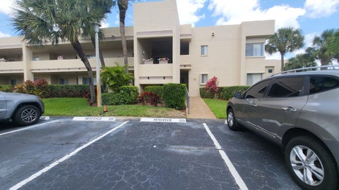 Photo of 3212 STRAWFLOWER Way #220, Lake Worth, FL 33467 (MLS # B26090354)