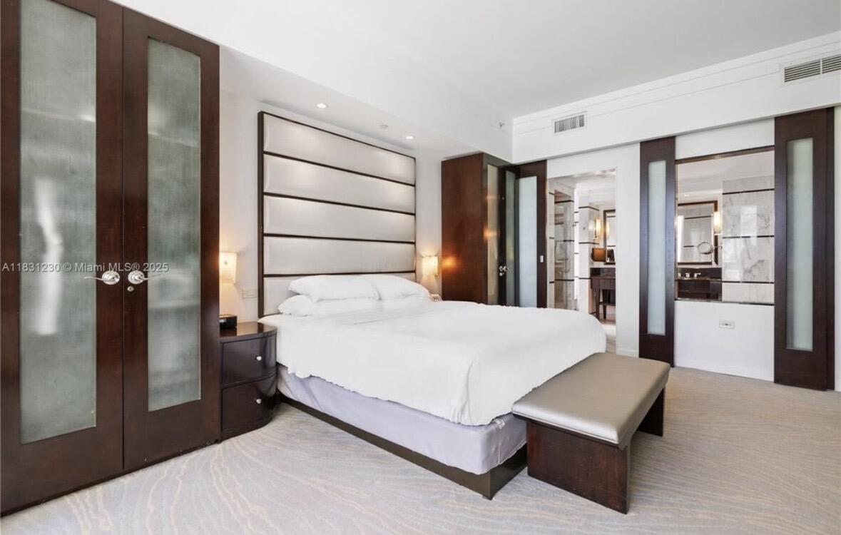 FONTAINEBLEAU III OCEAN C - Residential