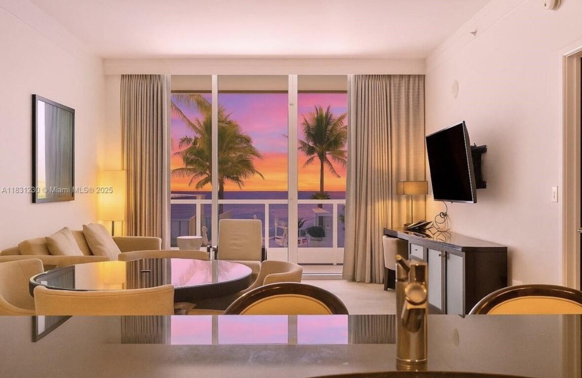 FONTAINEBLEAU III OCEAN C - Residential