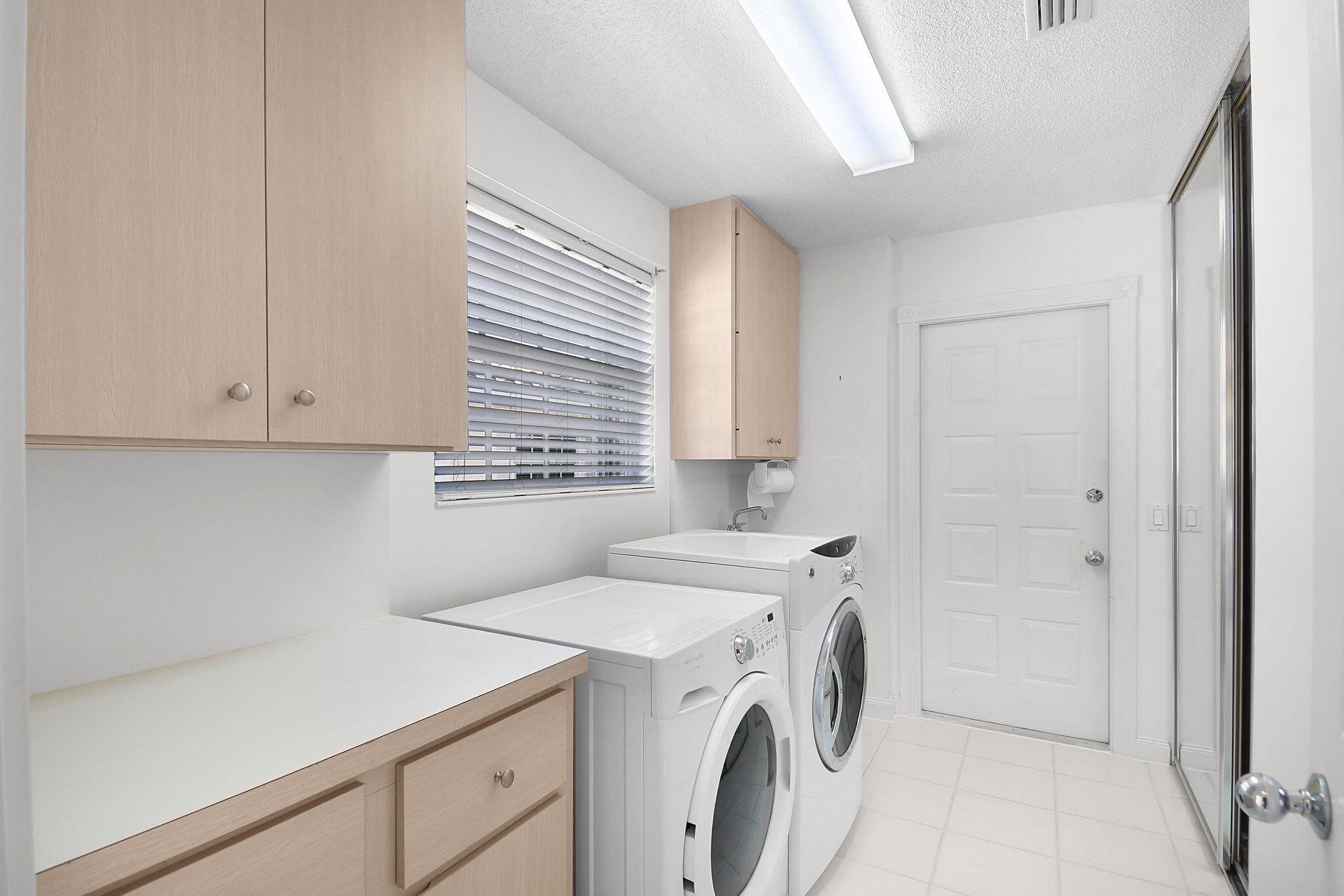 DOUBLE TREE - Residential