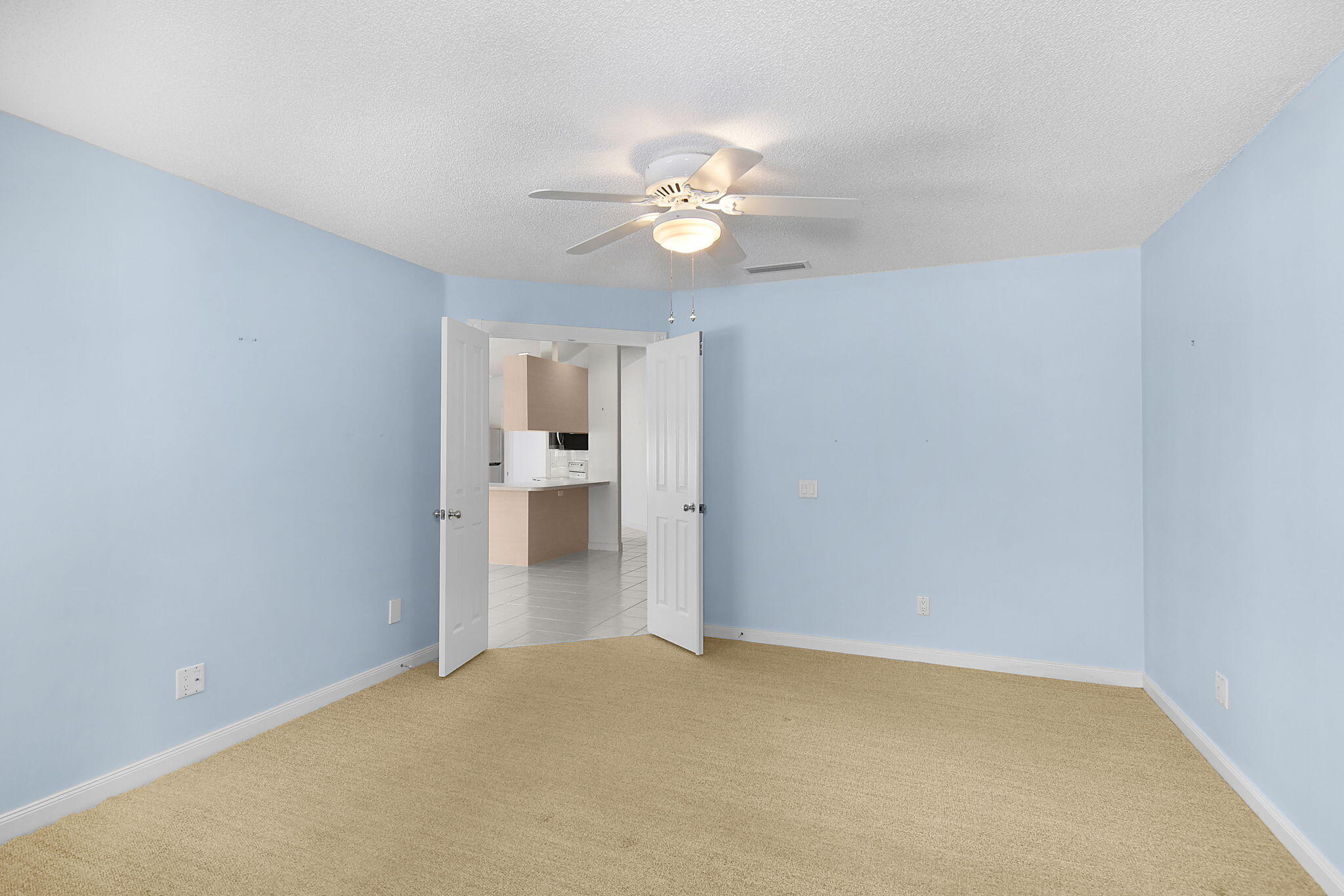 DOUBLE TREE - Residential