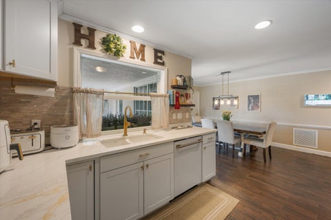 Tiny photo for 5995 130TH Avenue S, Wellington, FL 33449 (MLS # B26080077)