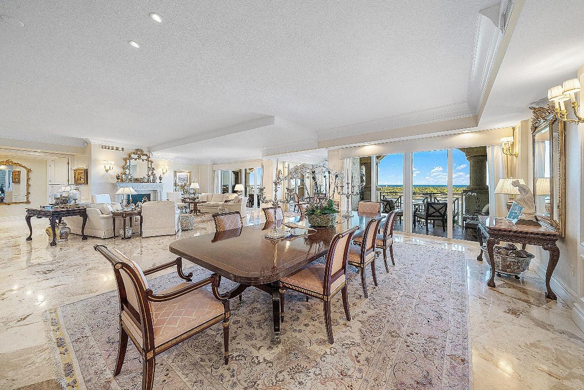 ESPLANADE GRANDE CONDO - Residential