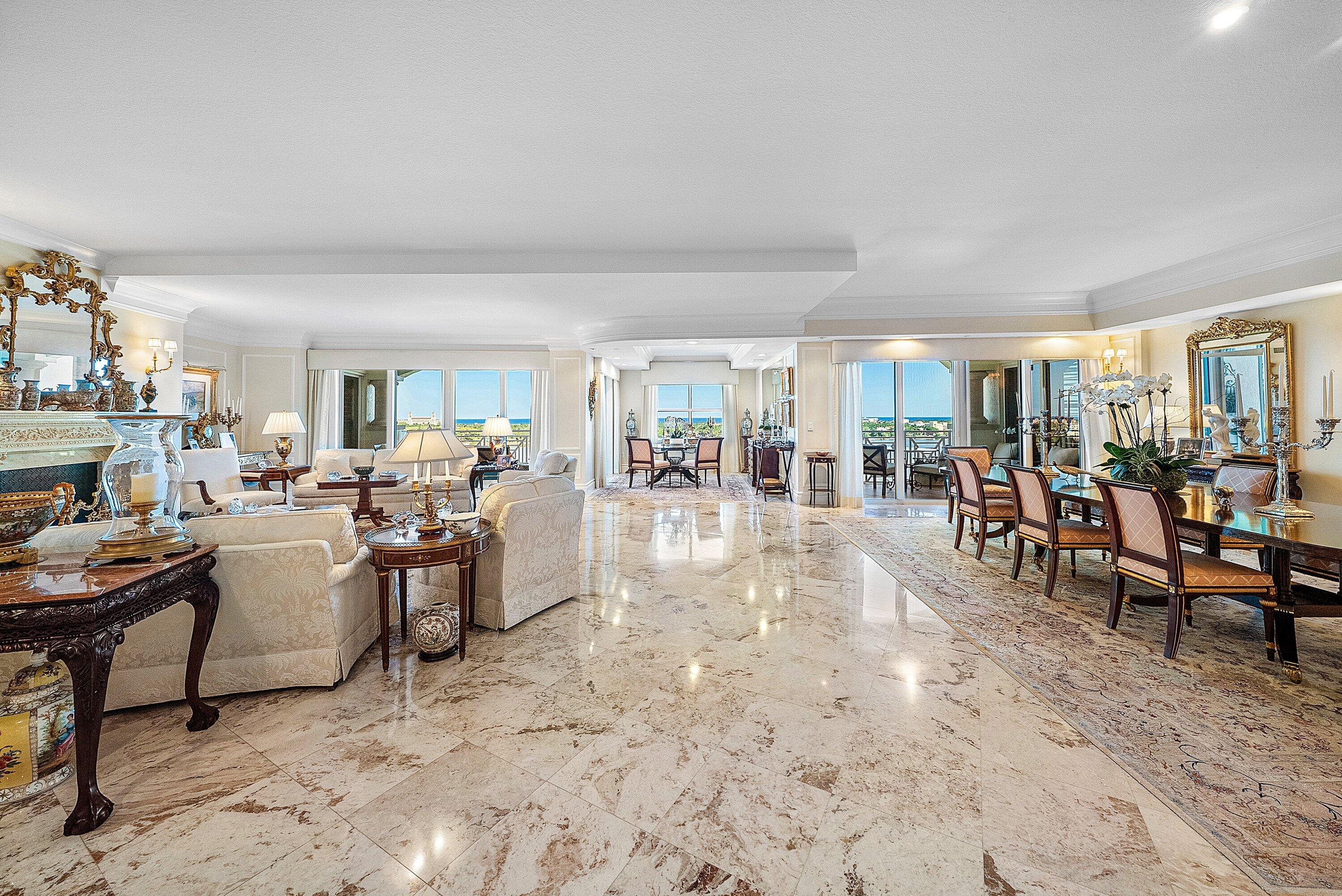 ESPLANADE GRANDE CONDO - Residential