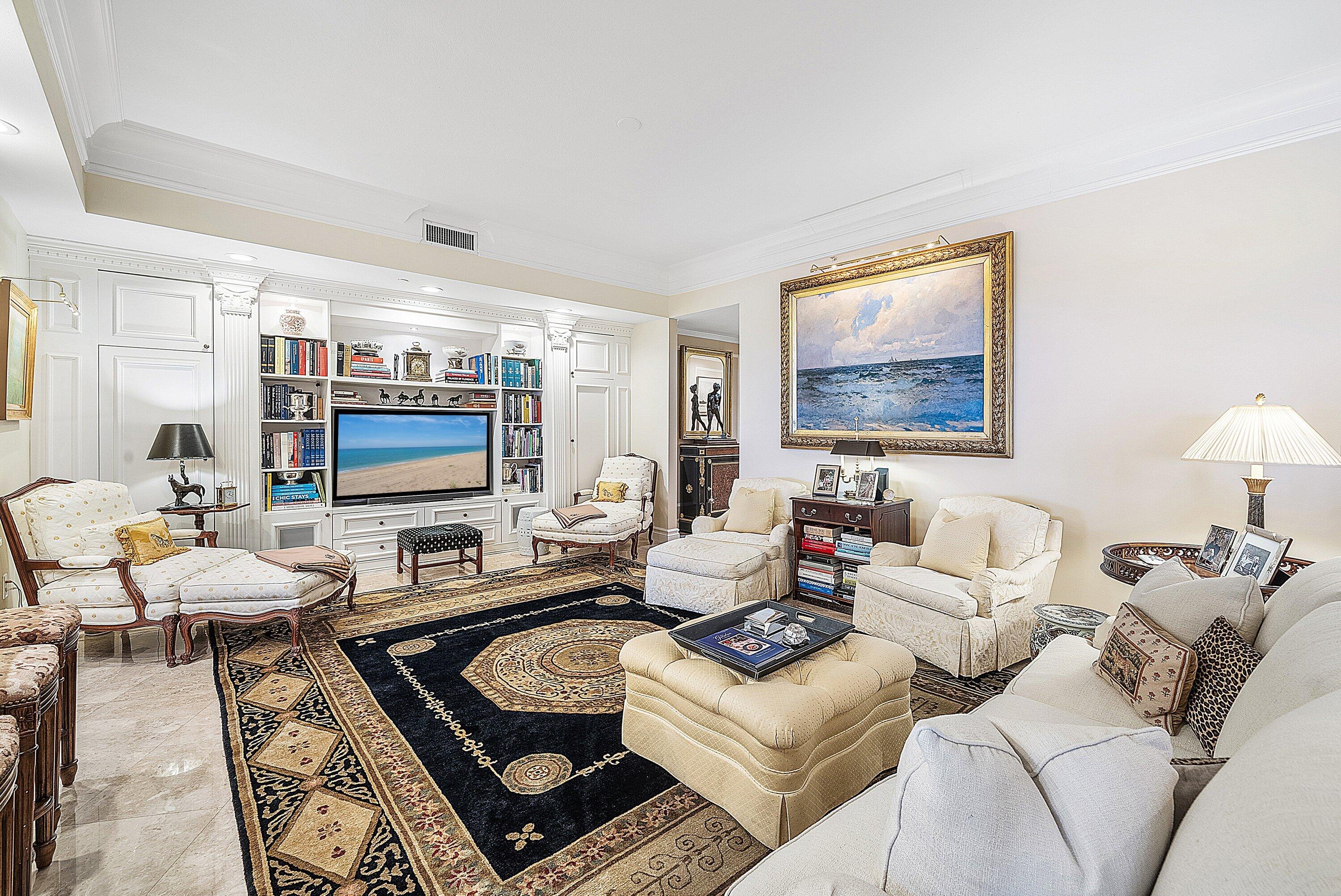 ESPLANADE GRANDE CONDO - Residential