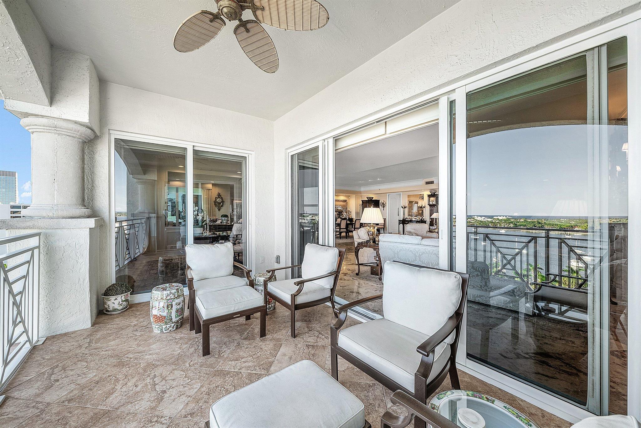 ESPLANADE GRANDE CONDO - Residential