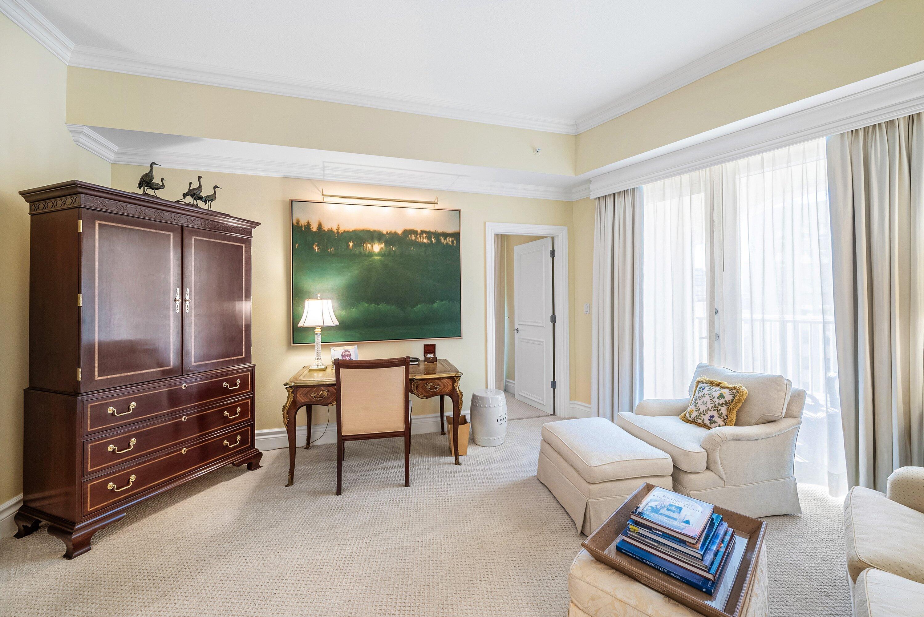 ESPLANADE GRANDE CONDO - Residential