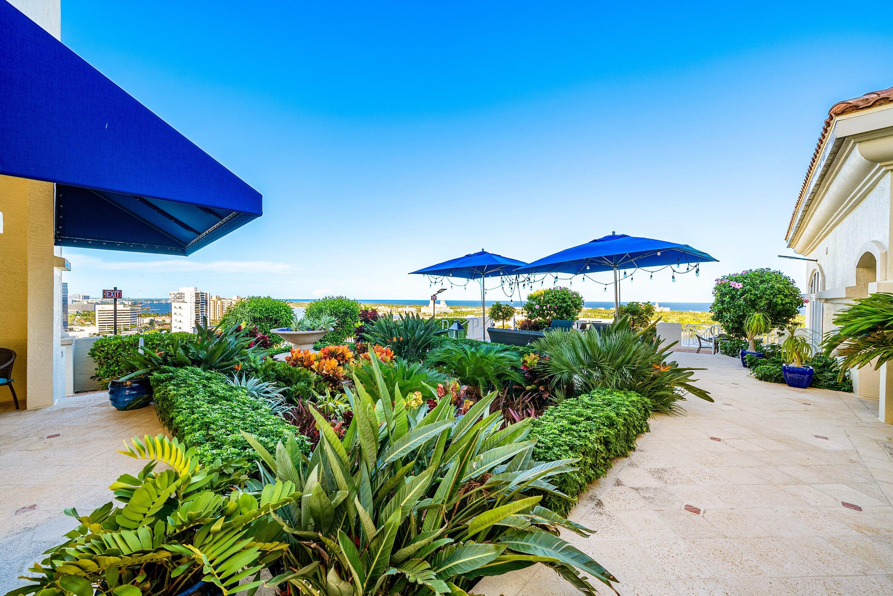 ESPLANADE GRANDE CONDO - Residential