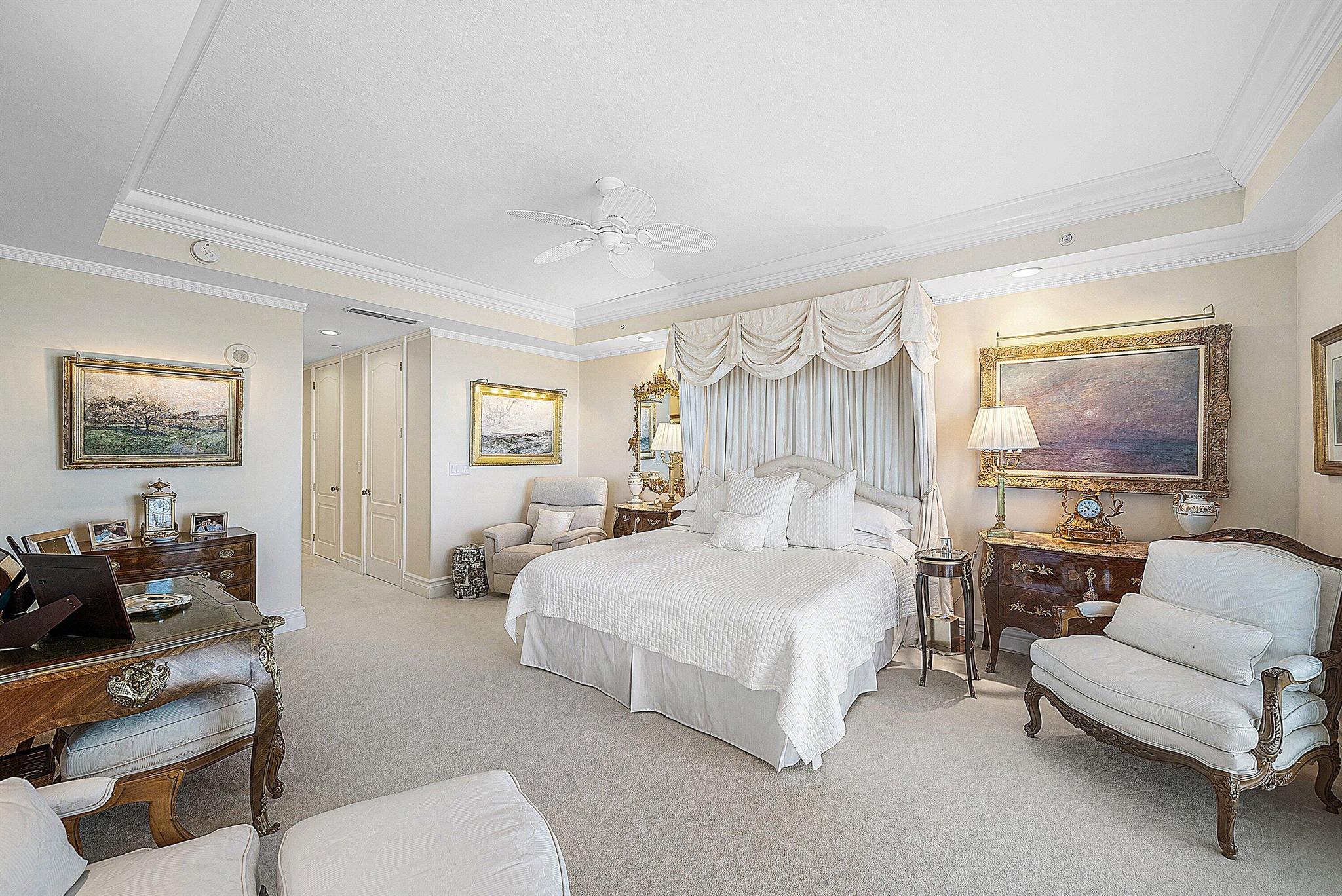 ESPLANADE GRANDE CONDO - Residential