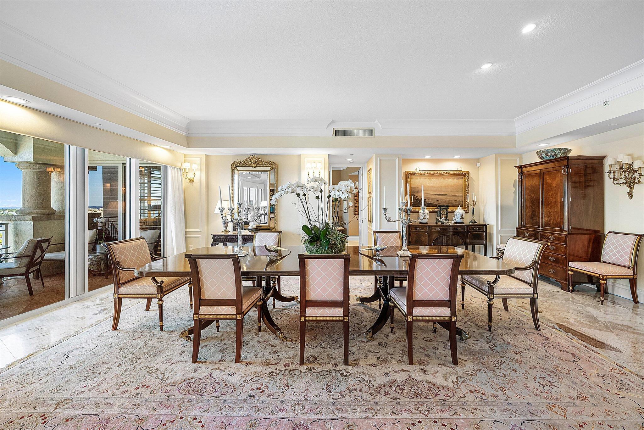 ESPLANADE GRANDE CONDO - Residential