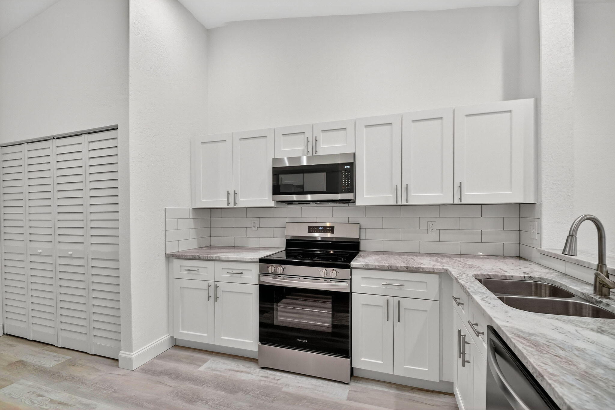 Summer Chase - Residential