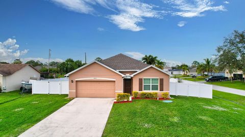 A home in Port St Lucie