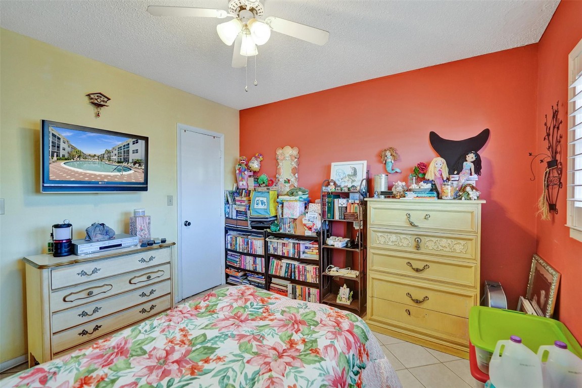 NORTH LEISURE GARDENS - Residential