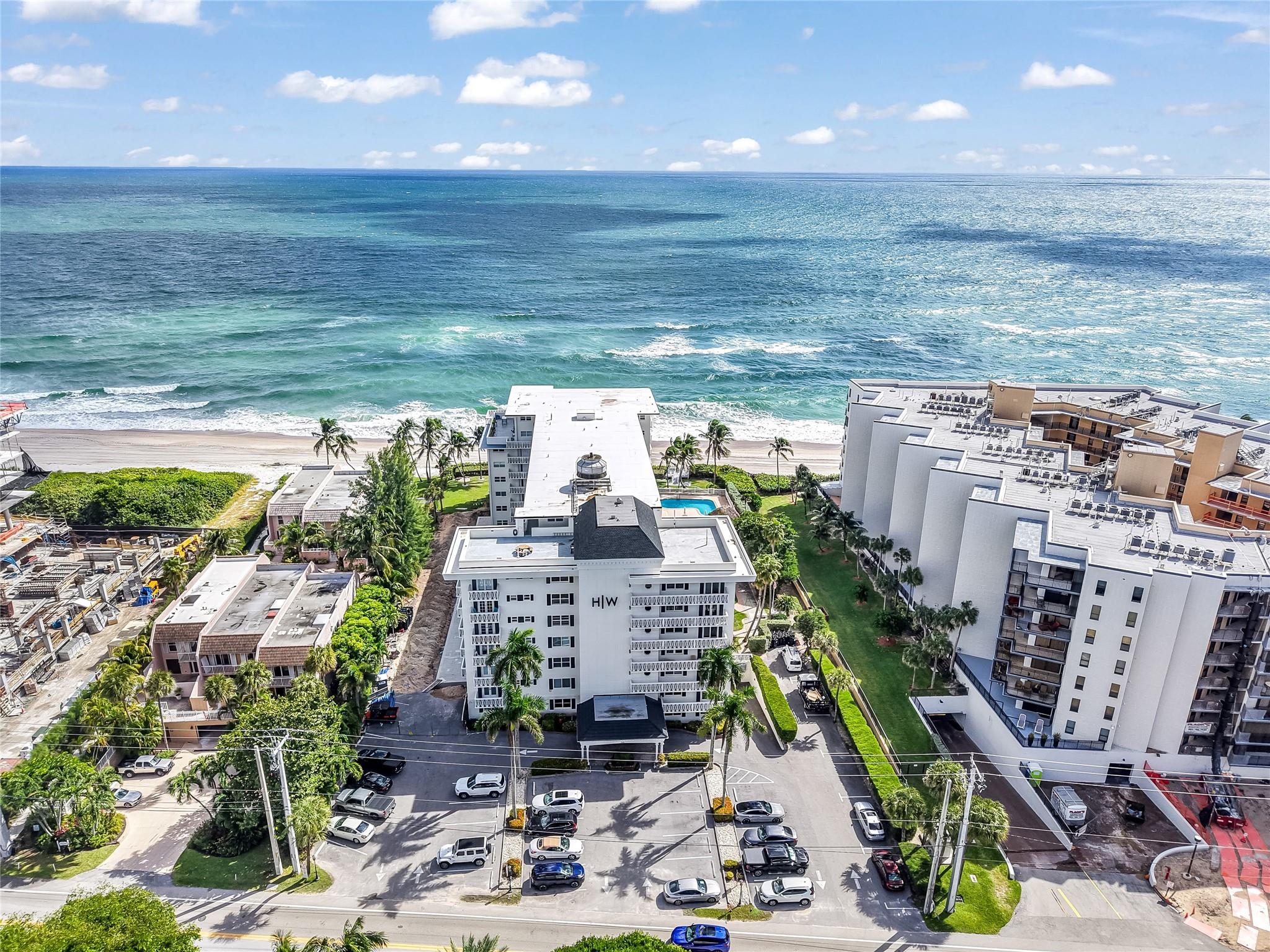 HILLSBORO WINDSOR - Residential