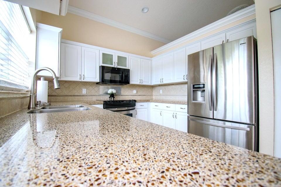 BOYNTON WATERS - Residential