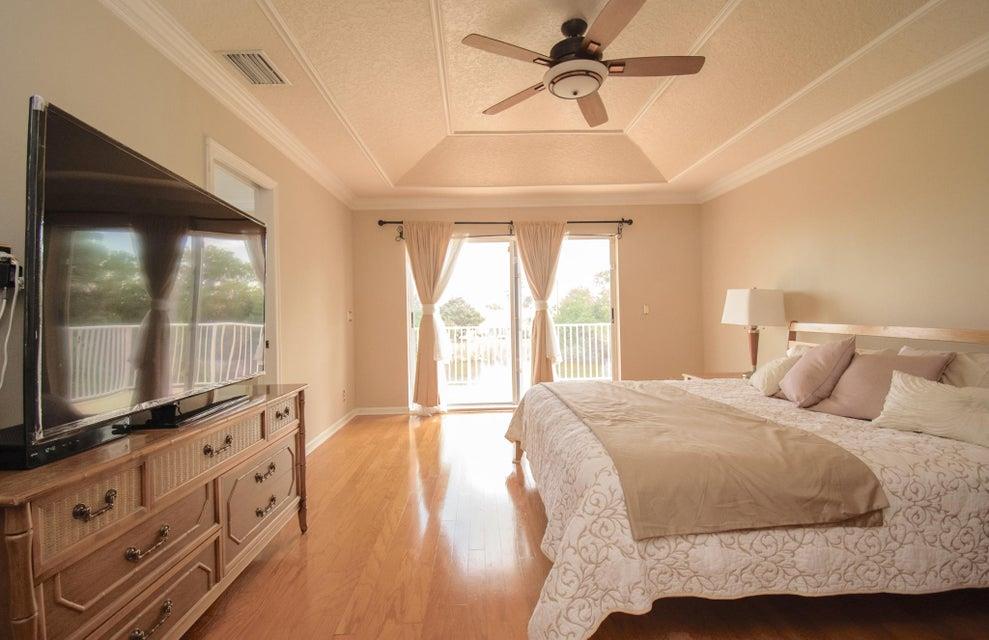 BOYNTON WATERS - Residential