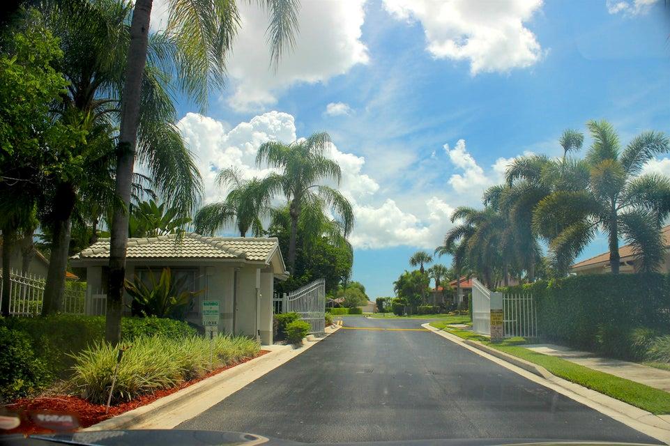 BOYNTON WATERS - Residential