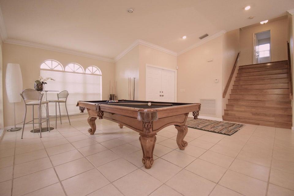 BOYNTON WATERS - Residential