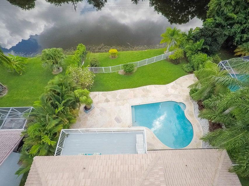 BOYNTON WATERS - Residential