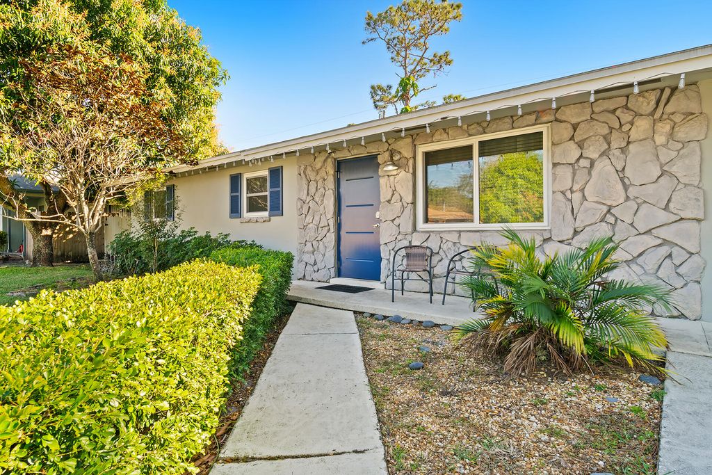 Photo of 3642 Kitely Avenue, Boynton Beach, FL 33436 (MLS # R11158760)