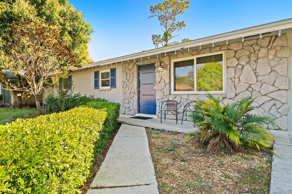 Photo of 3642 Kitely Avenue, Boynton Beach, FL 33436 (MLS # R11158760)