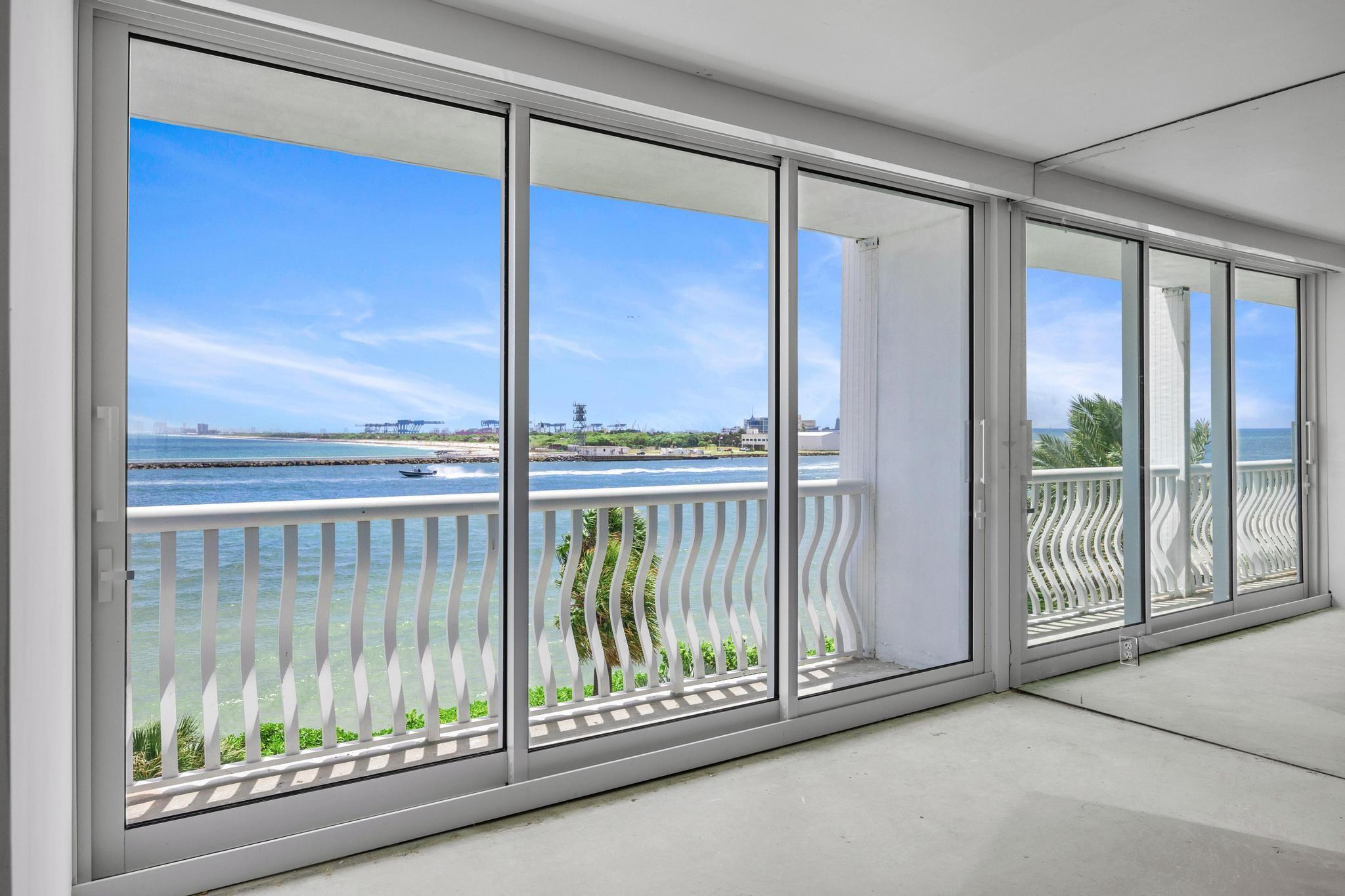 Point of Americas - Residential