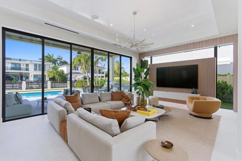 Tiny photo for 511 Silver Lane, Boca Raton, FL 33432 (MLS # B26035098)