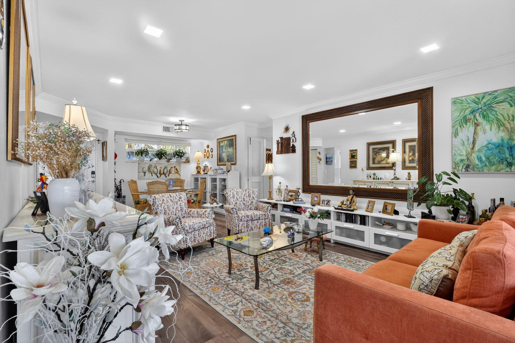 COLONIAL CLUB COND SEC NO 1 - Residential