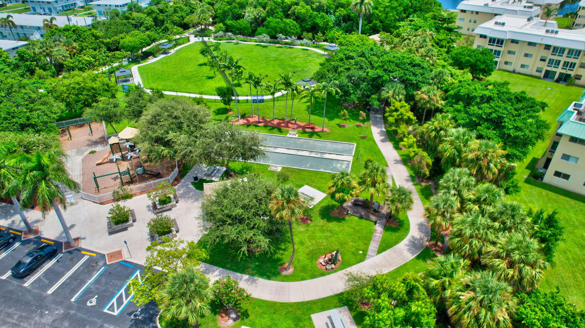 COLONIAL CLUB COND SEC NO 1 - Residential