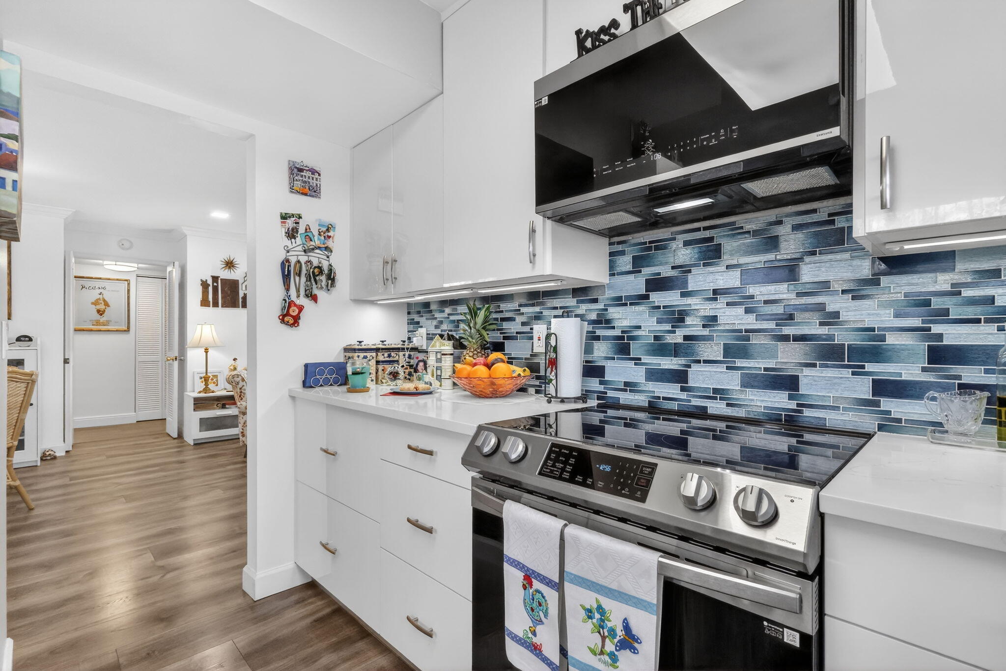 COLONIAL CLUB COND SEC NO 1 - Residential