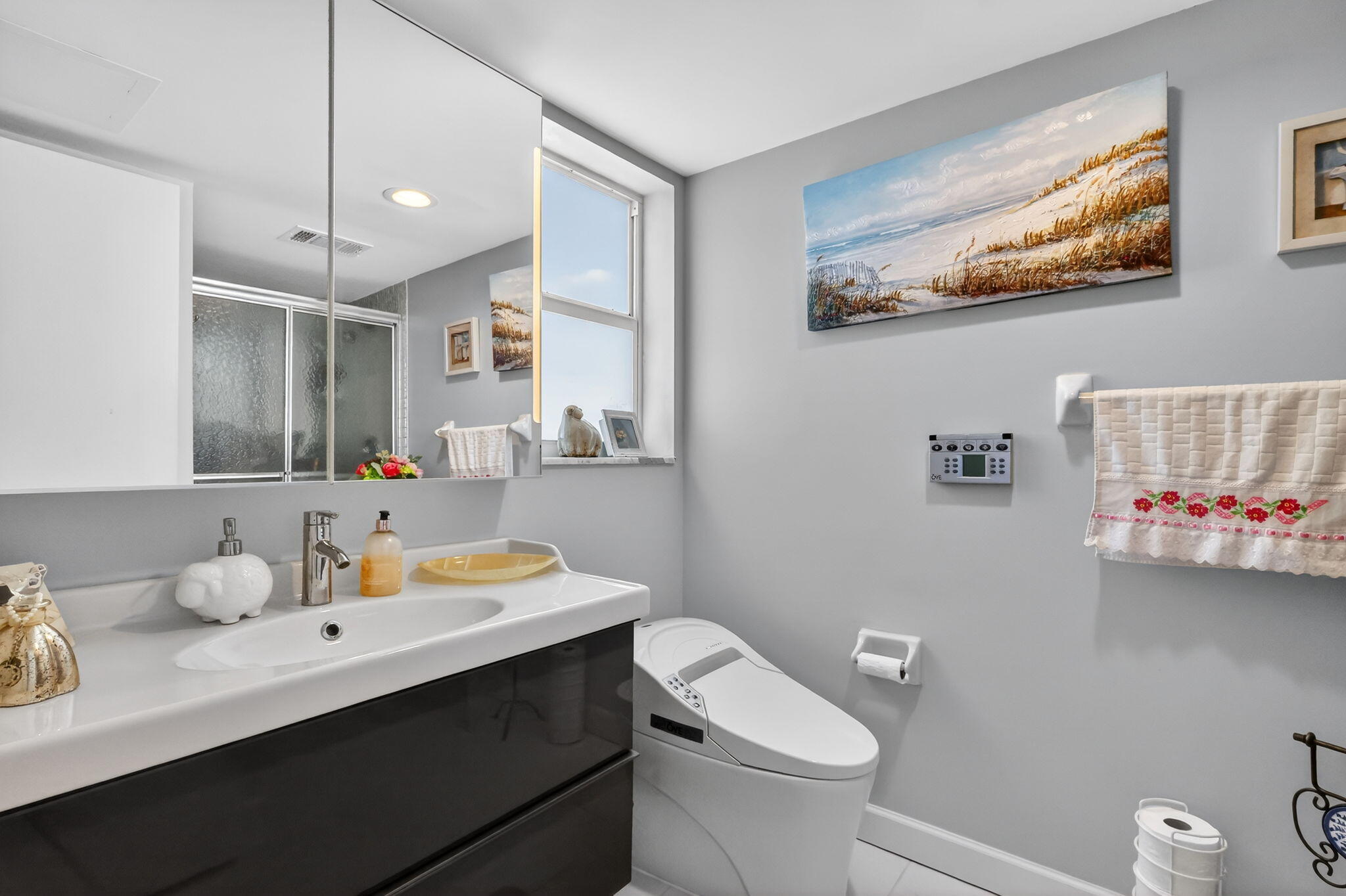 COLONIAL CLUB COND SEC NO 1 - Residential