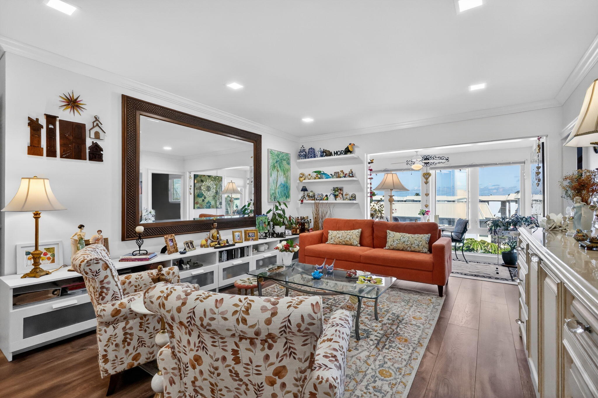 COLONIAL CLUB COND SEC NO 1 - Residential