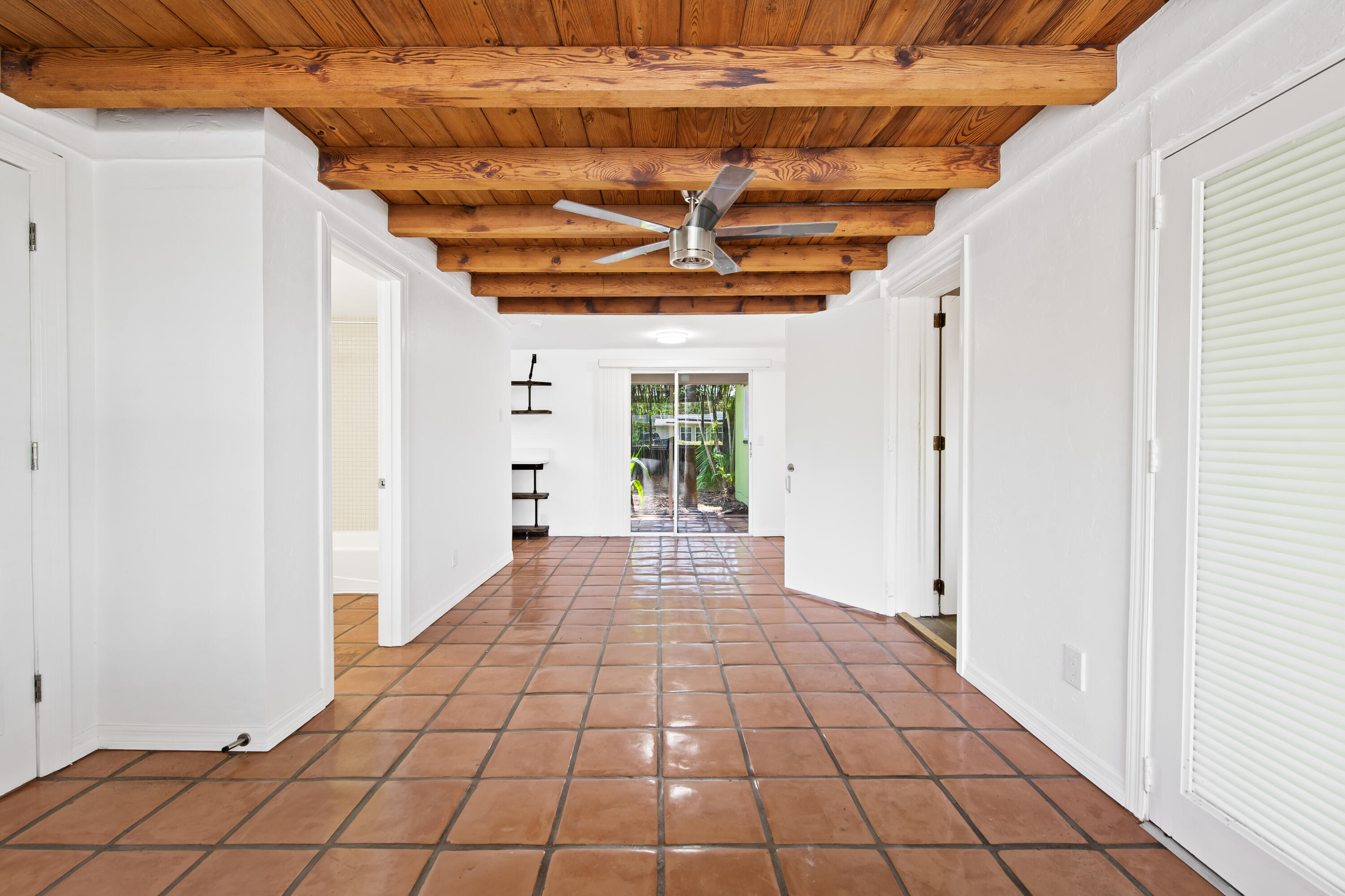 WILTON MANORS FIRST ADD - Residential Lease