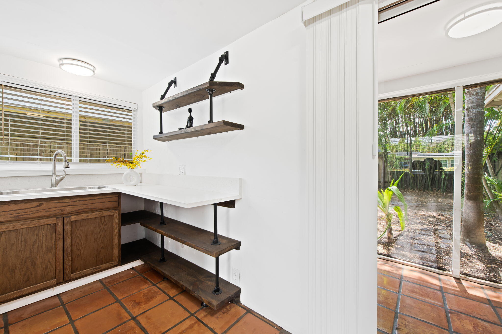 WILTON MANORS FIRST ADD - Residential Lease