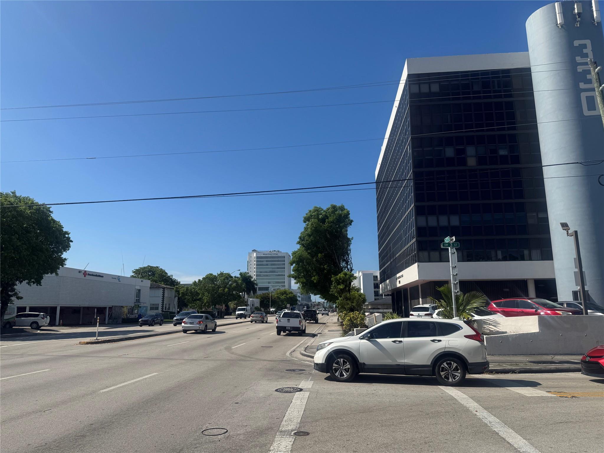 330 SW 27th Ave 301