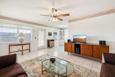 A home in Deerfield Beach