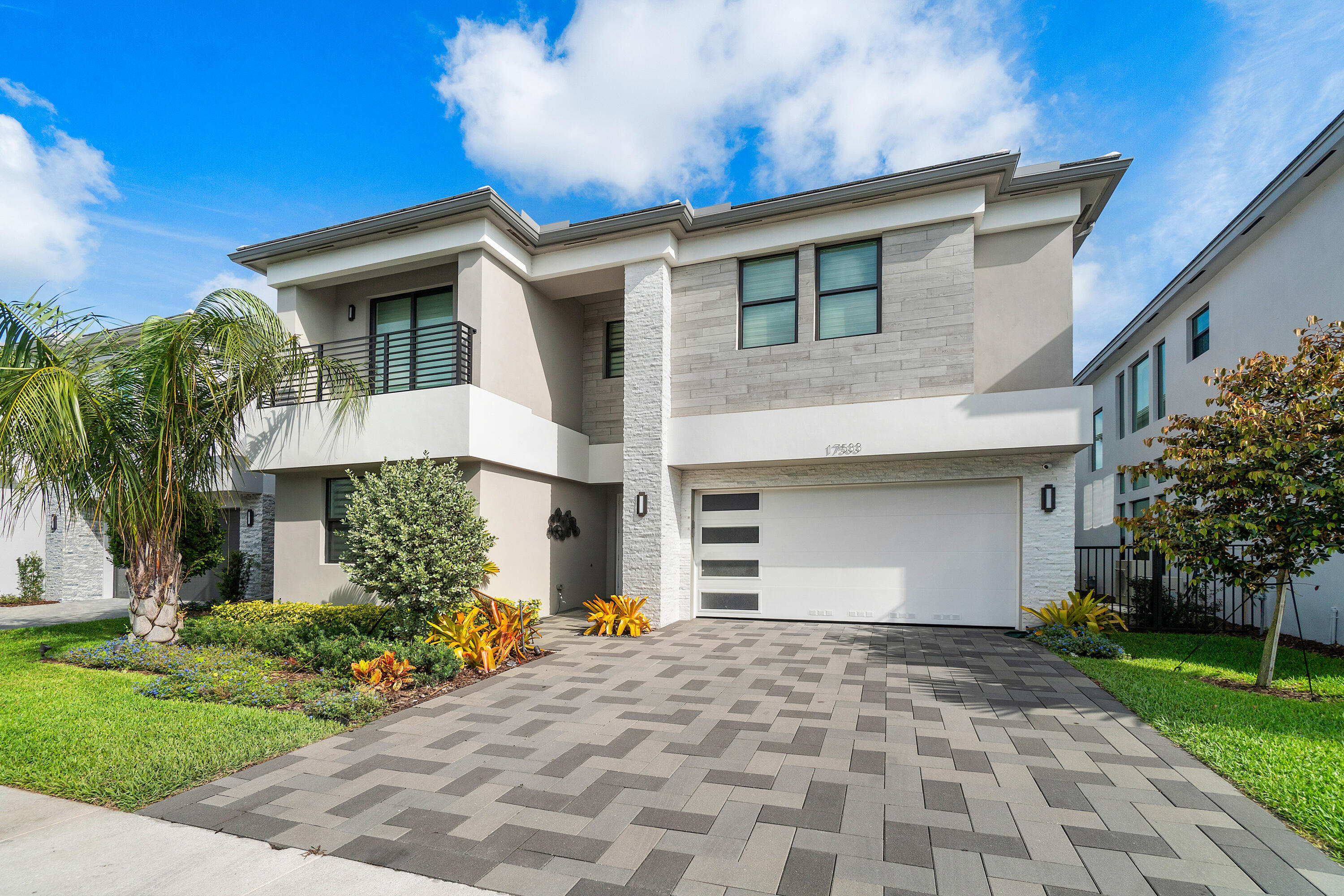 Lotus - Residential Lease