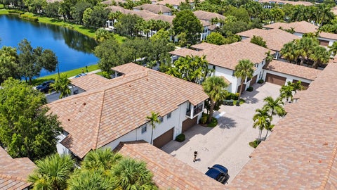 Tiny photo for 4618 Monarch Way, Coconut Creek, FL 33073 (MLS # B26087294)