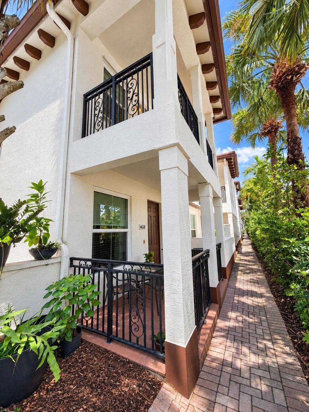 Photo of 4618 Monarch Way, Coconut Creek, FL 33073 (MLS # B26087294)