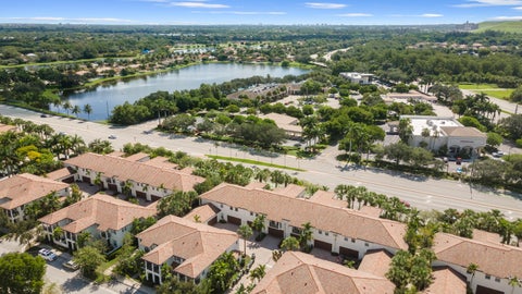 Tiny photo for 4618 Monarch Way, Coconut Creek, FL 33073 (MLS # B26087294)