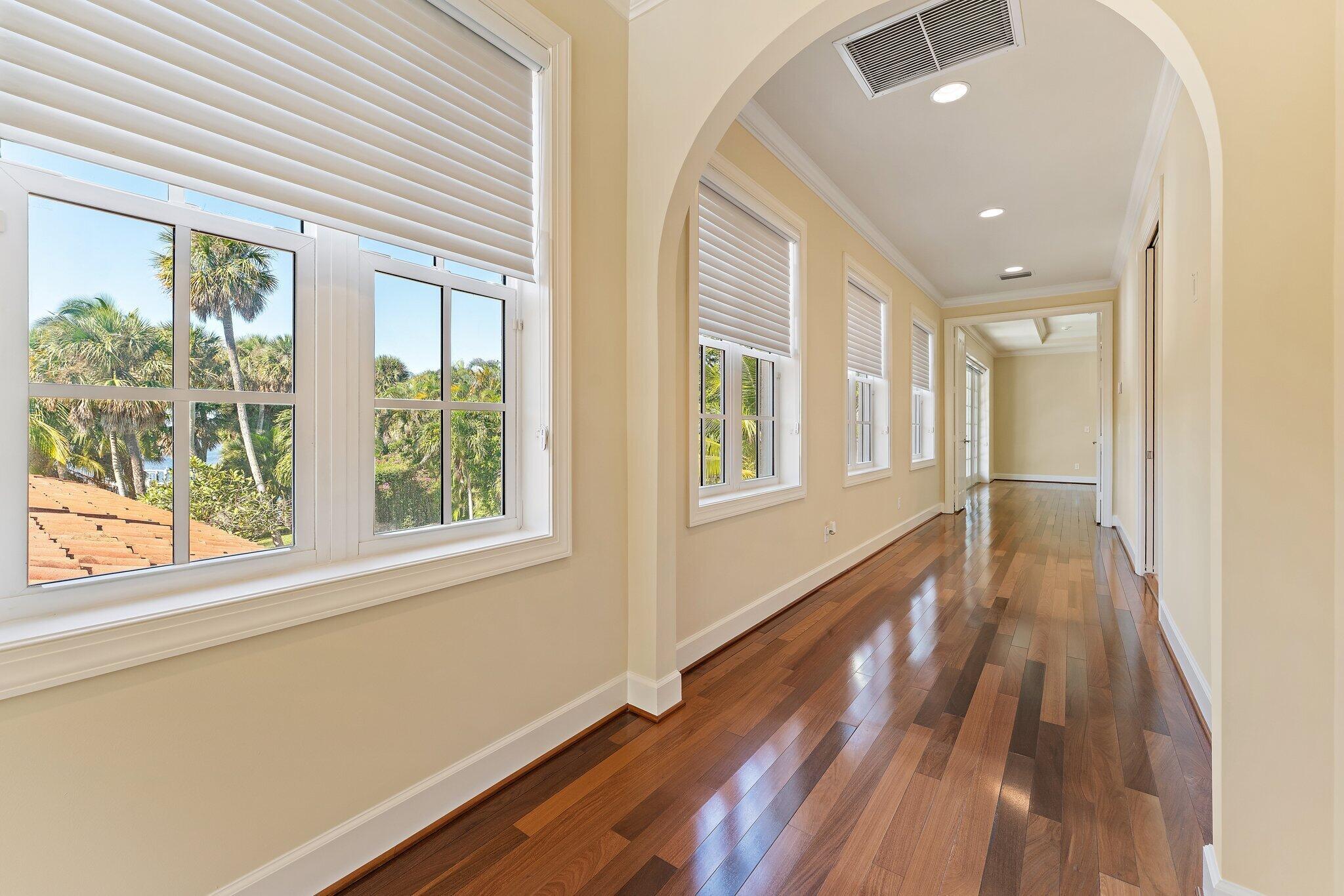 TWIN RIVERS - Residential