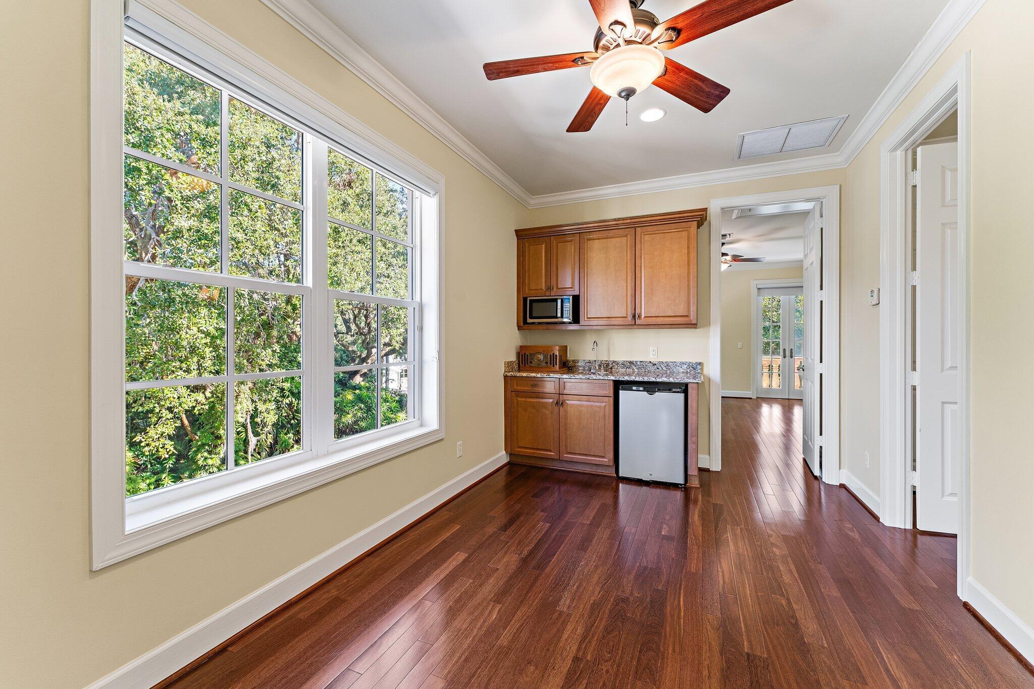 TWIN RIVERS - Residential