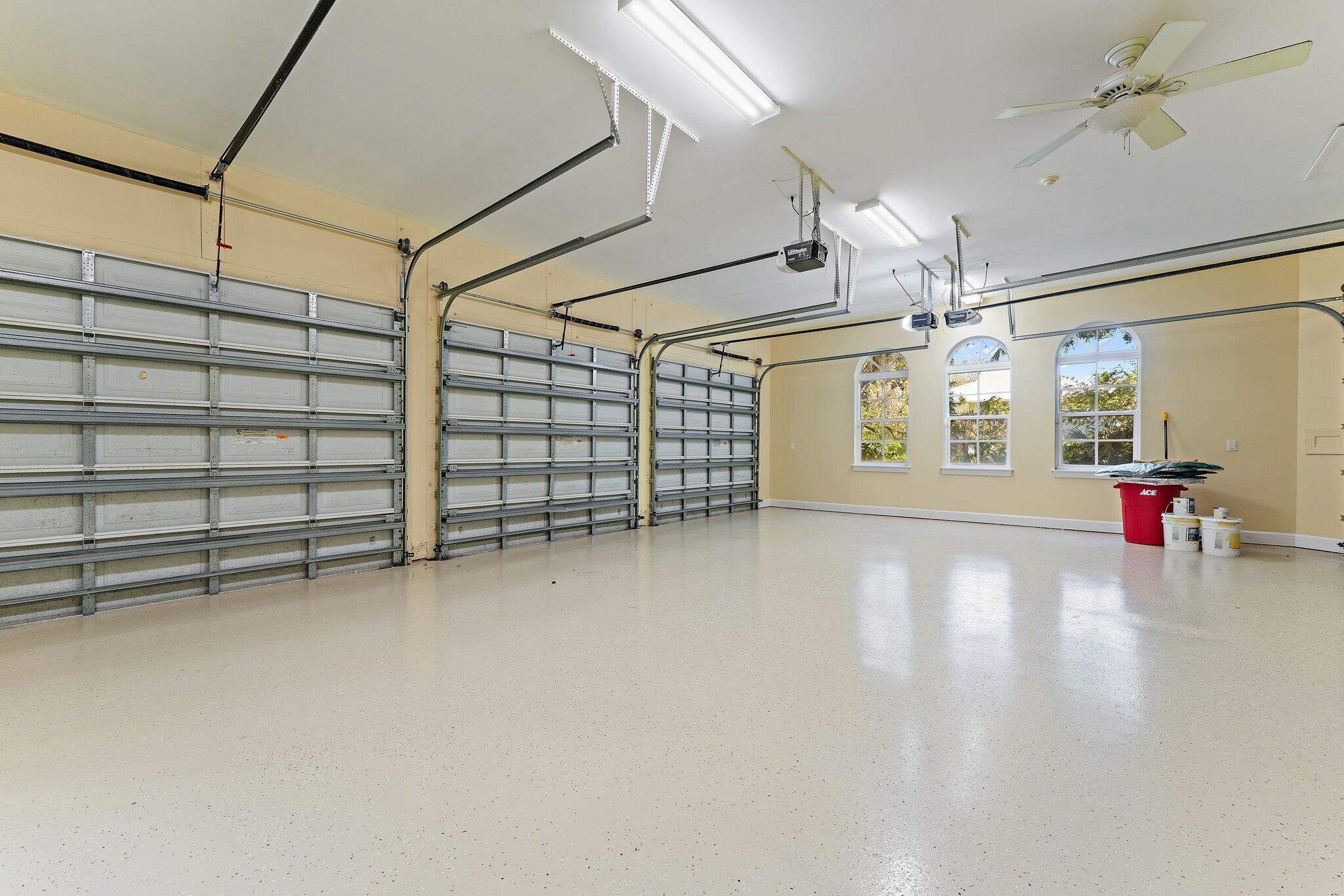 TWIN RIVERS - Residential