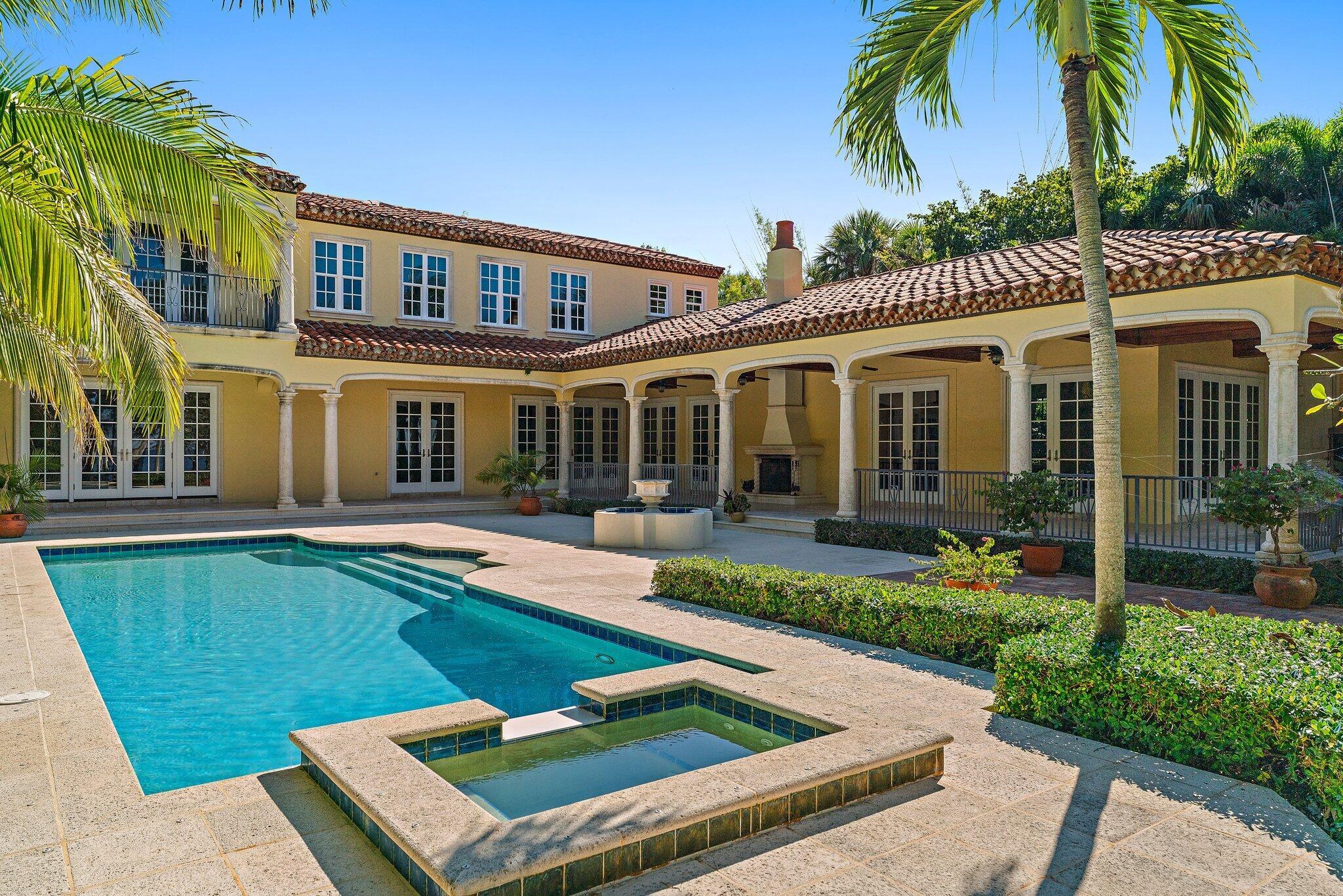 TWIN RIVERS - Residential