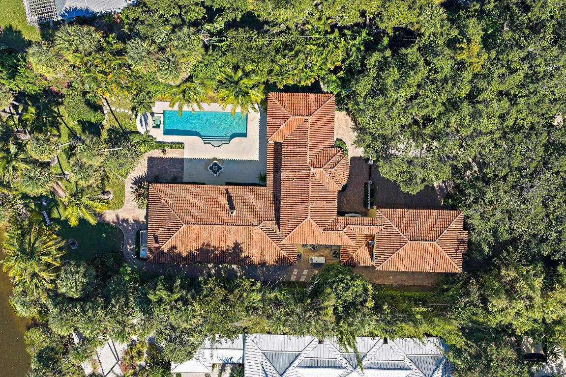 TWIN RIVERS - Residential