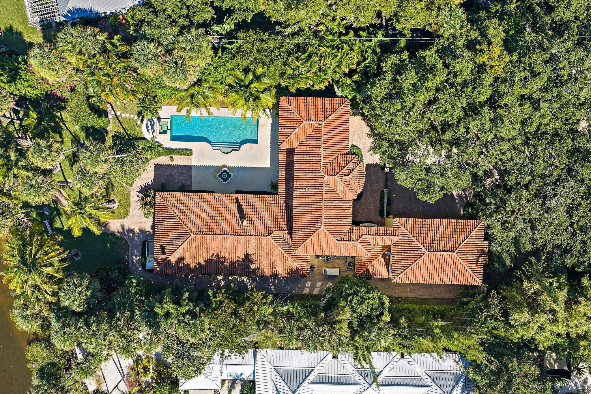 TWIN RIVERS - Residential