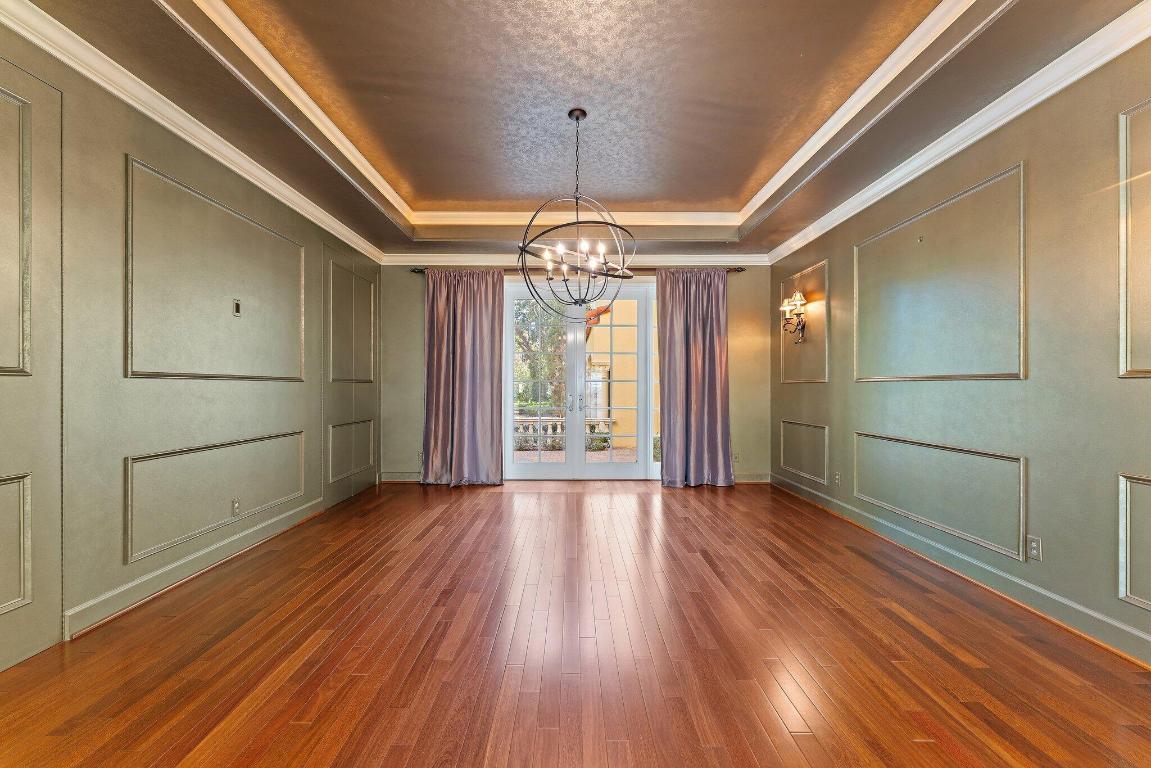 TWIN RIVERS - Residential