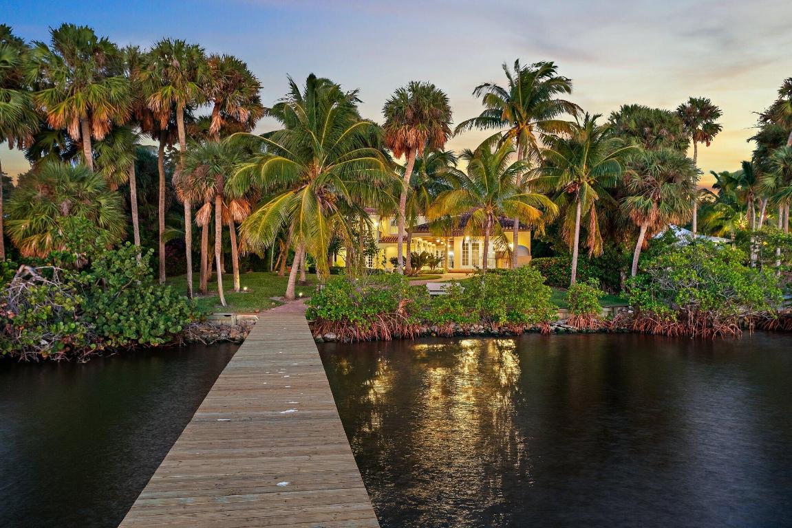 TWIN RIVERS - Residential